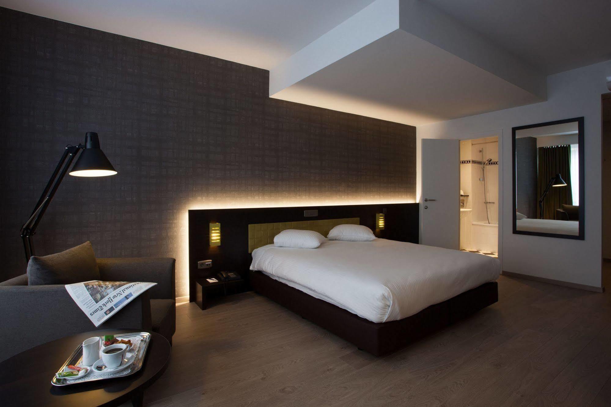 Theater Hotel Antwerpen Buitenkant foto
